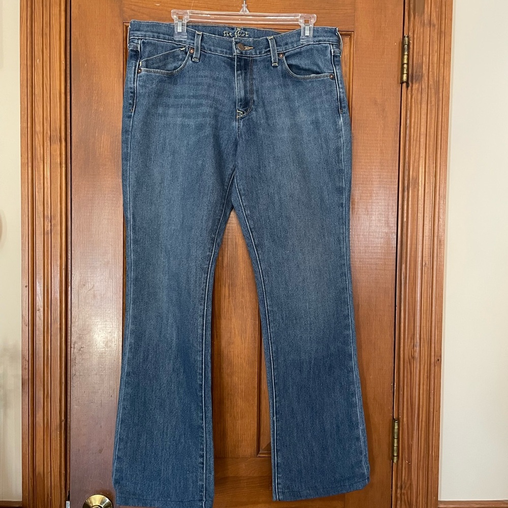 The Flirt Old Navy‎ Classic Blue Denim Jeans, Bootcut/Subtle Flare, Size 12 Long